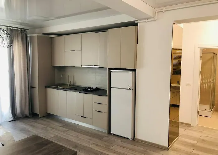 Dxn Luxury 4 Apartment Navodari